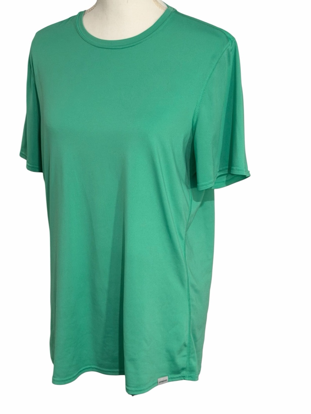 Patagonia Short Sleeve Crew Tee in Bright Green sz XL EUC